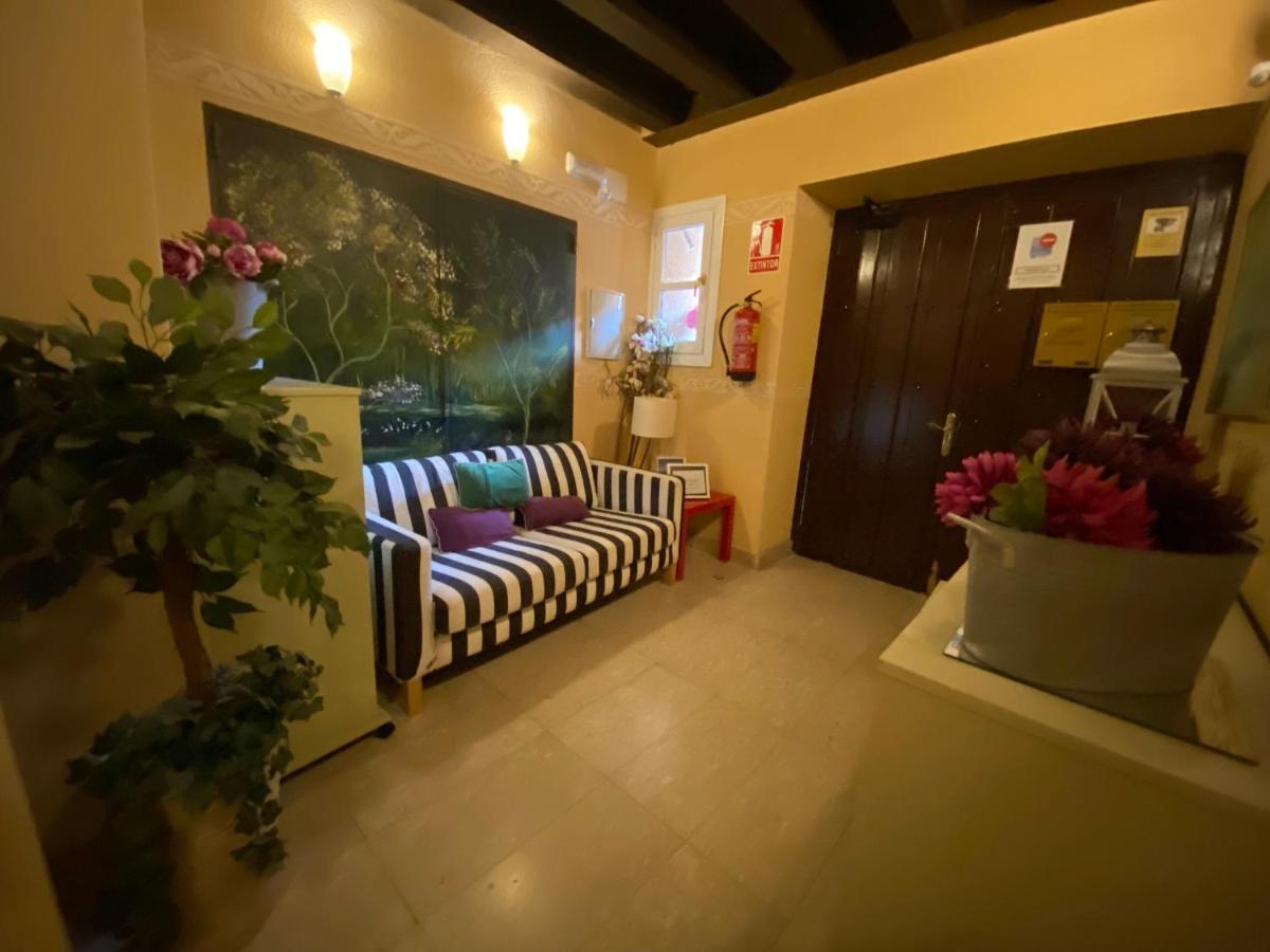 Refitoleria Apartamentos Сеговия Екстериор снимка