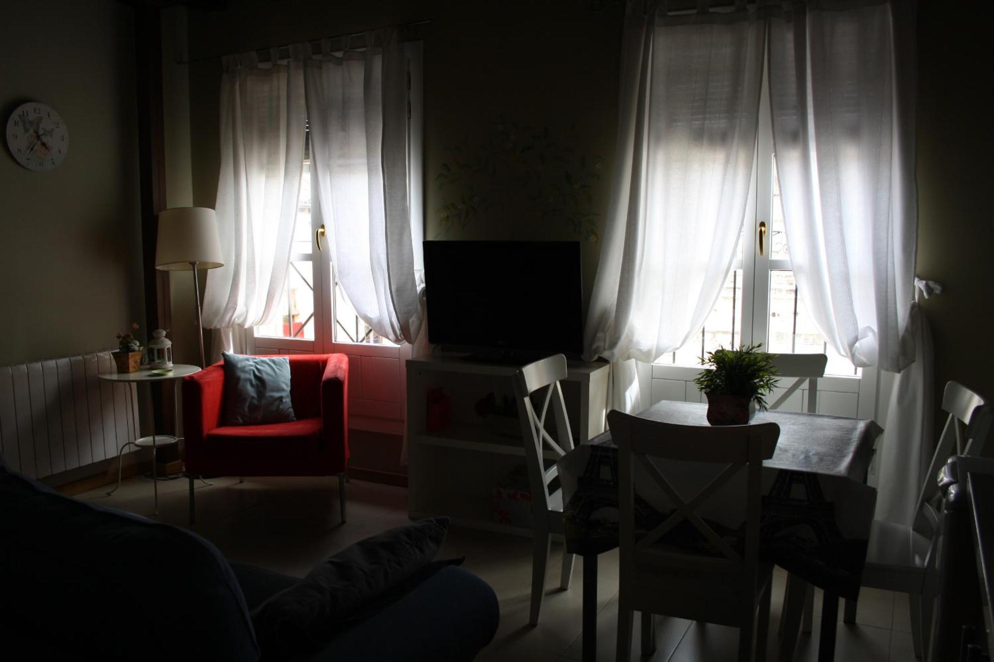 Refitoleria Apartamentos Сеговия Екстериор снимка