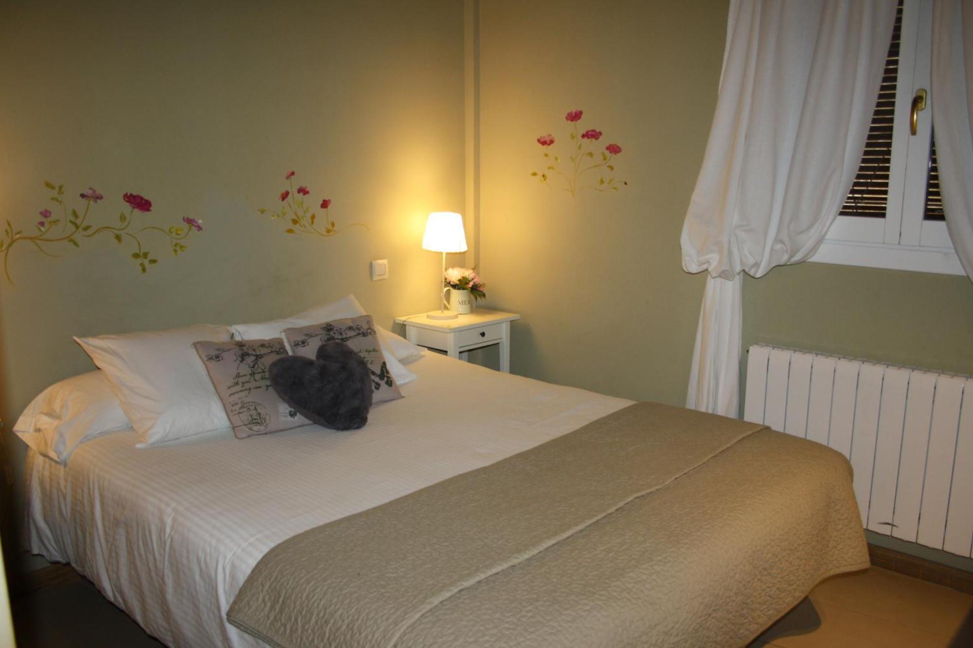 Refitoleria Apartamentos Сеговия Екстериор снимка