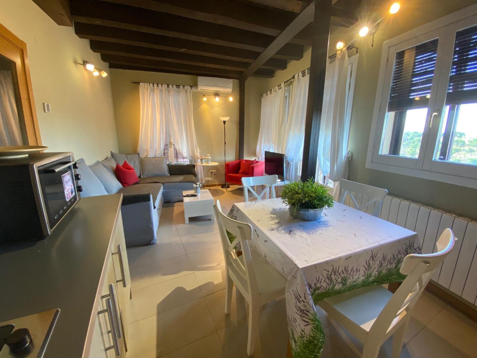 Refitoleria Apartamentos Сеговия Екстериор снимка